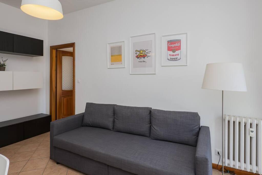 Youhosty - Zuretti42 Apartment Милано Екстериор снимка